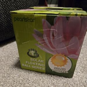 NEW SET OF TWO Outdoor Solar Floating Light Garden Pond Pool Lamp Rotating Lotus